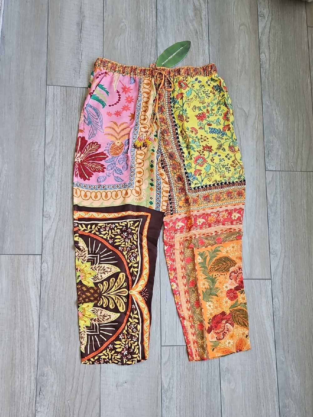 Farm Rio Pants - Picture 6 of 11